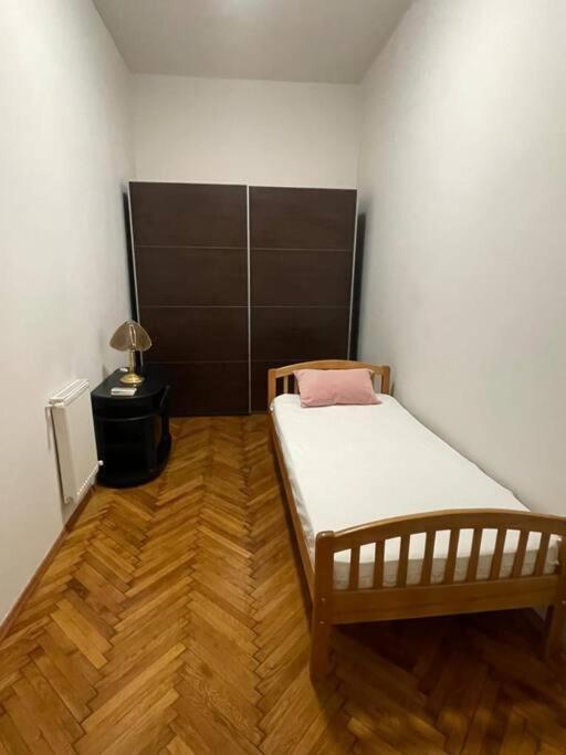 Joy City Stay Colonel Enescu 3 Timisoara Esterno foto